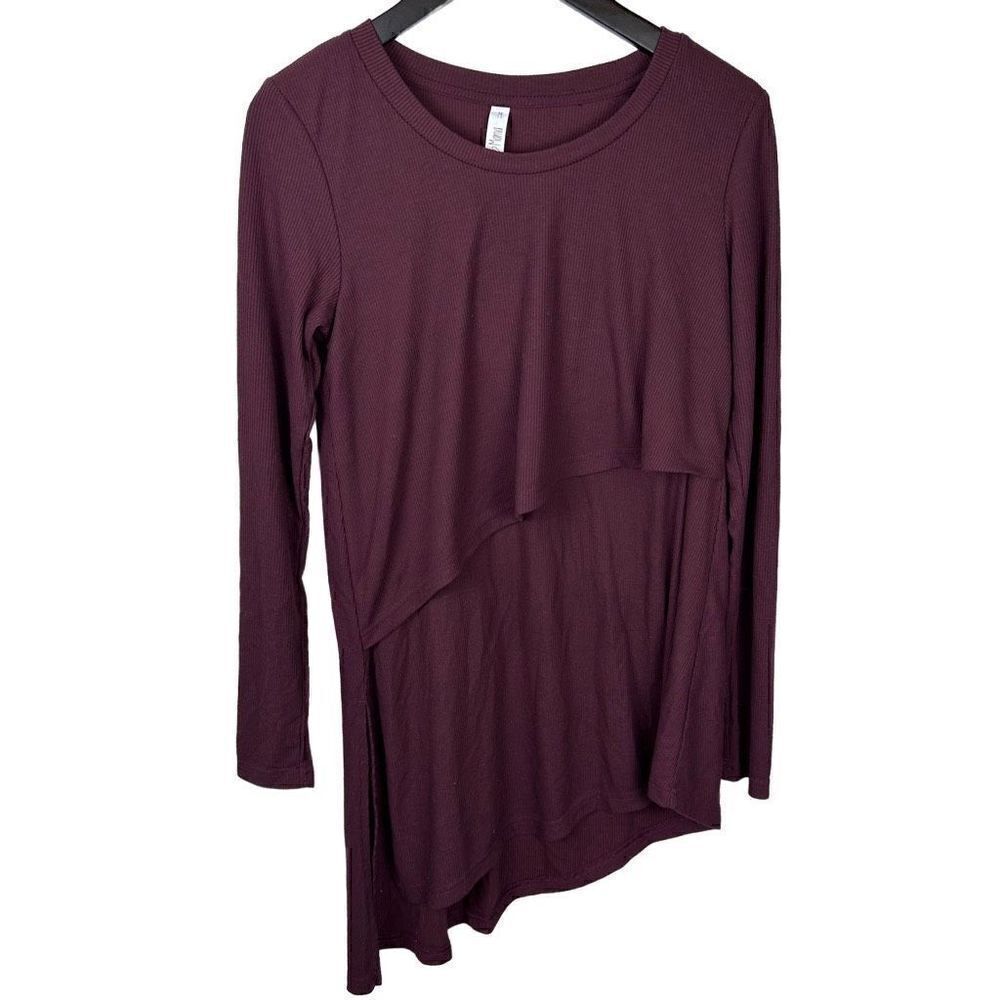 Latched Mama Long Sleeve Peekaboo Nursing Tunic size M
